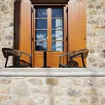 μikri Arktos Boutique 3*