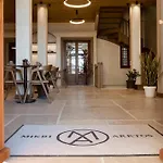 μikri Arktos Boutique 3*