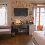 μikri Arktos Boutique Hotell