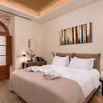 μikri Arktos Boutique 3*