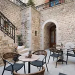 μikri Arktos Boutique Hotel 3*