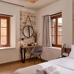 Hotel μikri Arktos Boutique