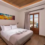 Hotel μikri Arktos Boutique 3*