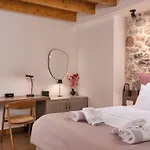 μikri Arktos Boutique 3*