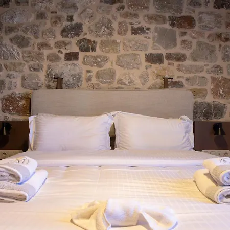 μikri Arktos Boutique Hotel 3*