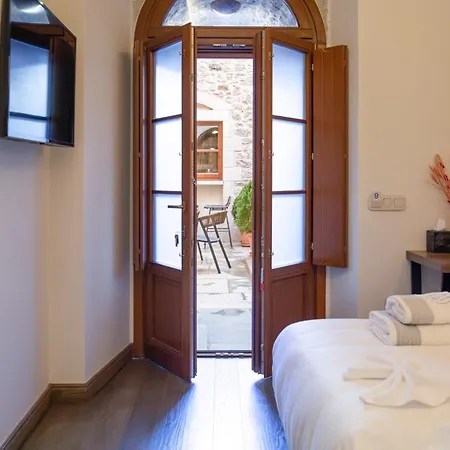 μikri Arktos Boutique Hotel