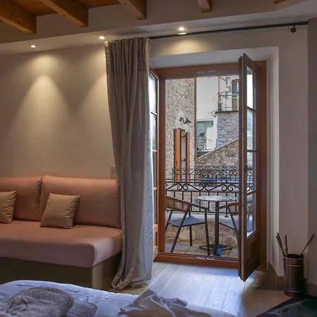 μikri Arktos Boutique Hotel 3*