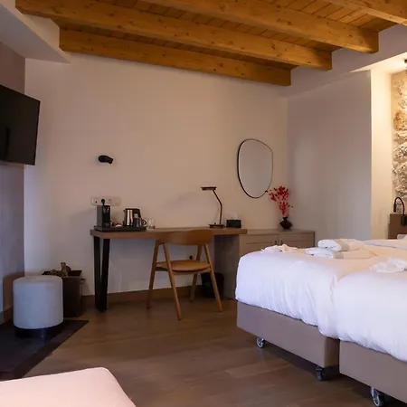 μikri Arktos Boutique 3*