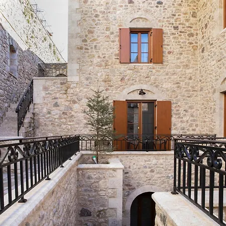 Hotel μikri Arktos Boutique 3*