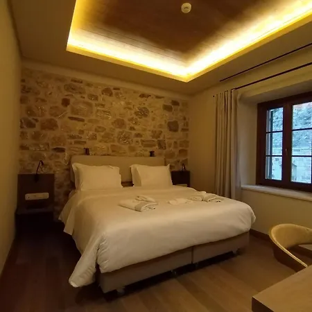 μikri Arktos Boutique Dimitsana