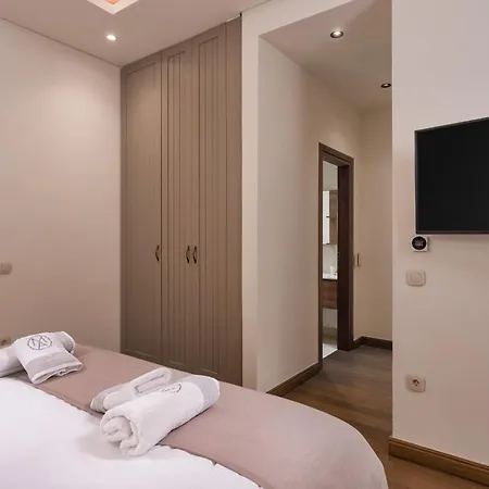 μikri Arktos Boutique Hotel 3*