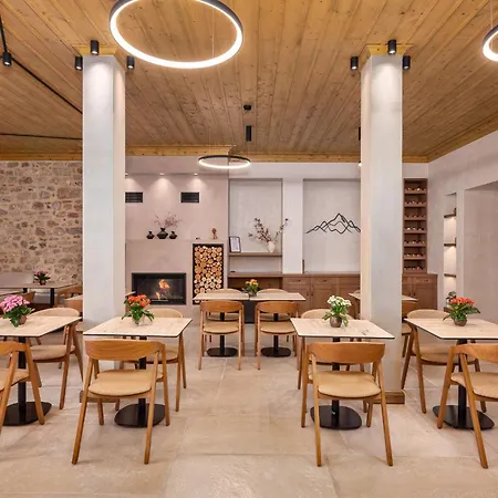 Hotel μikri Arktos Boutique 3*