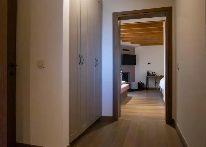 μikri Arktos Boutique Dimitsana