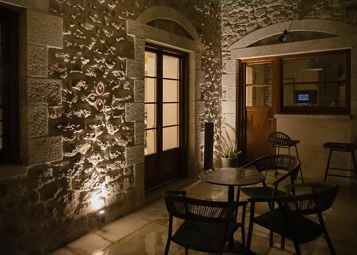 Otel μikri Arktos Boutique 3*