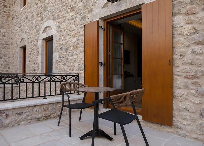 μikri Arktos Boutique Dimitsana