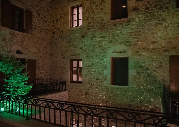 μikri Arktos Boutique Hotel 3*